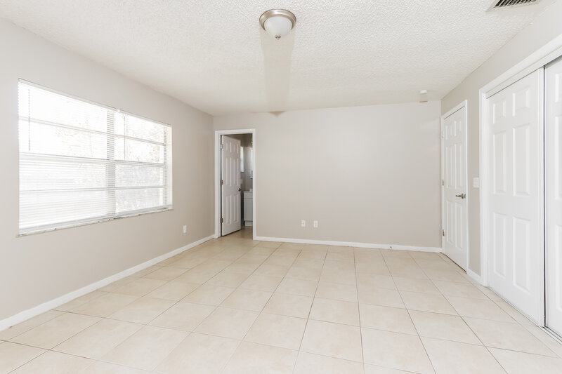 2,100/Mo, 6106 Sunset Boulevard Fort Pierce, FL 34982 Main Bedroom View