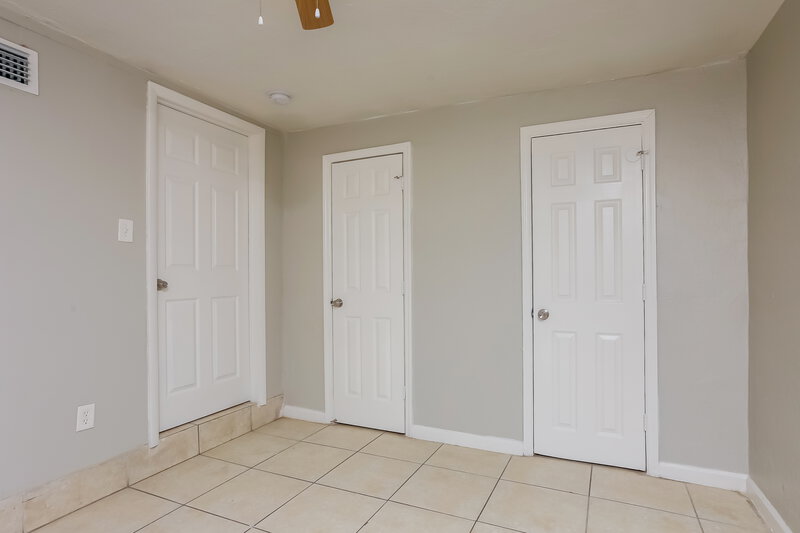 2,285/Mo, 2344 NW 15th Street Fort Lauderdale, FL 33311 Bedroom View