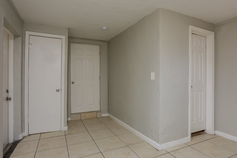 2,285/Mo, 2344 NW 15th Street Fort Lauderdale, FL 33311 Bedroom View 5