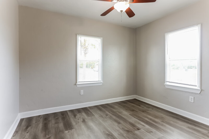 3,420/Mo, 1401 14th Avenue N Lake Worth Beach, FL 33460 Main Bedroom View