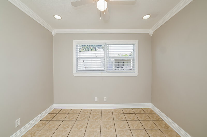 2,340/Mo, 395 Plum Tree Drive Lantana, FL 33462 Main Bedroom View 2