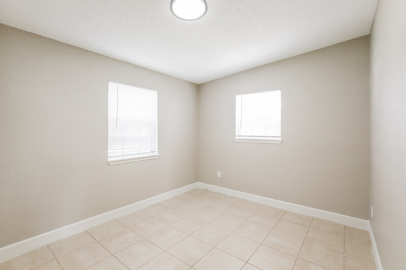 2,805/Mo, 5319 NE 17th Avenue Pompano Beach, FL 33064 Bedroom View 3
