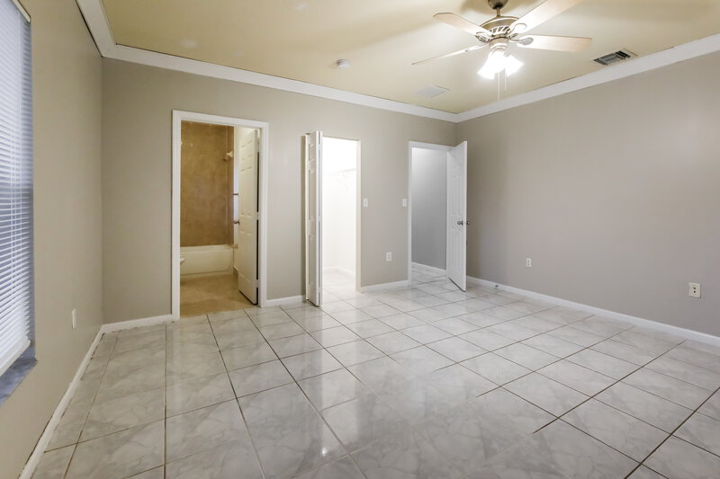 2,745/Mo, 2281 NW 87 ST Miami, FL 33147 Main Bedroom View 2