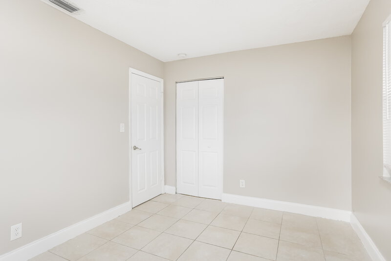 2,700/Mo, 4620 SW 23RD ST West Park, FL 33023 Bedroom View 4