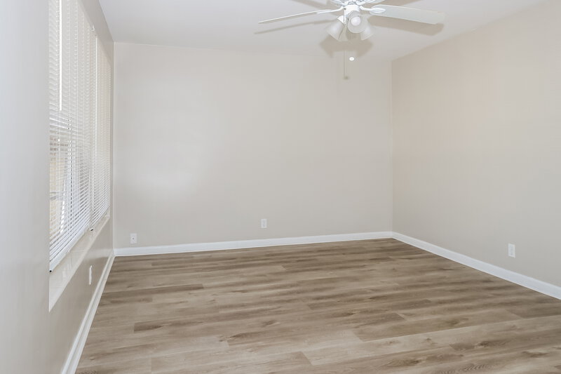 2,120/Mo, 114 S C Street Lake Worth Beach, FL 33460 Misc View 9