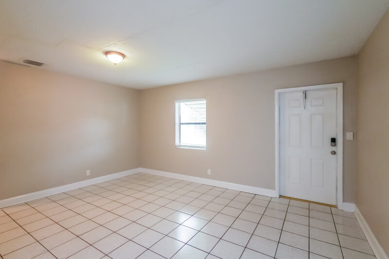 2,060/Mo, 1120 NW 17th Ave Fort Lauderdale, FL 33311 Misc View 2