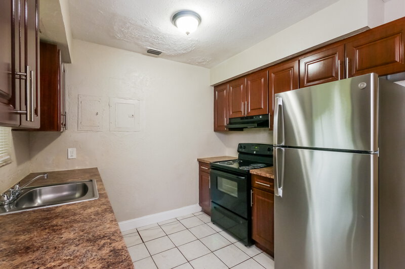 2,060/Mo, 1120 NW 17th Ave Fort Lauderdale, FL 33311 Misc View 4