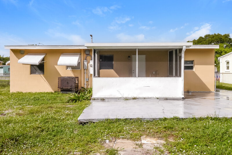 2,060/Mo, 1120 NW 17th Ave Fort Lauderdale, FL 33311 Misc View 14