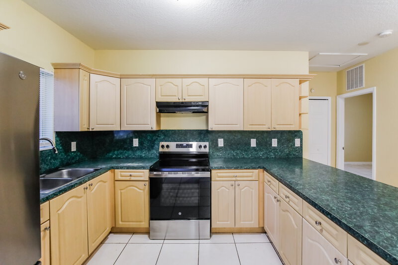 2,400/Mo, 11239 SW 220th Street Miami, FL 33170 Misc View 5