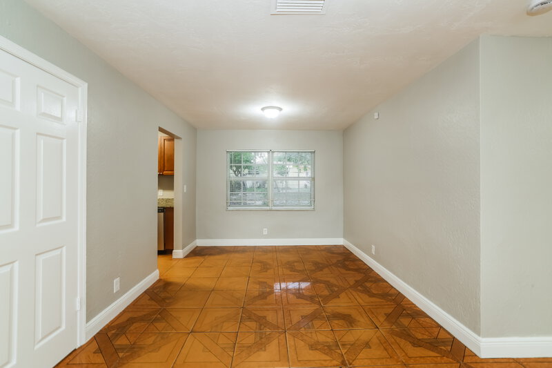 2,760/Mo, 1280 Sw 10Th Ter Deerfield Beach, FL 33441 Dining Room View