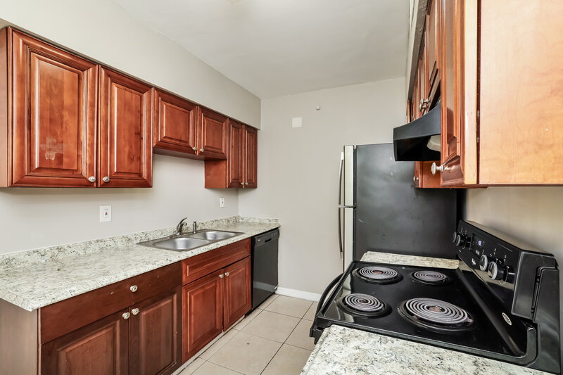2,535/Mo, 4307 Brooks Avenue West Palm Beach, FL 33407 Kitchen View