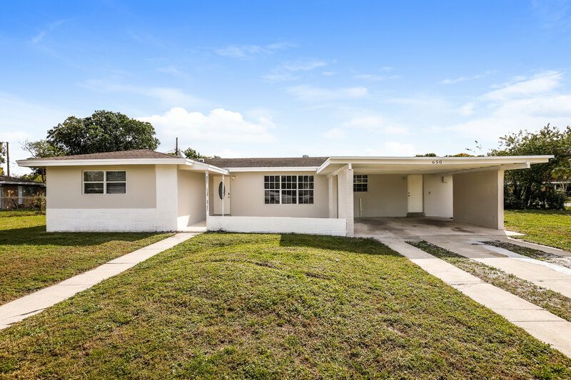 3,040/Mo, 650 W Campus Cir Fort Lauderdale, FL 33312 External View