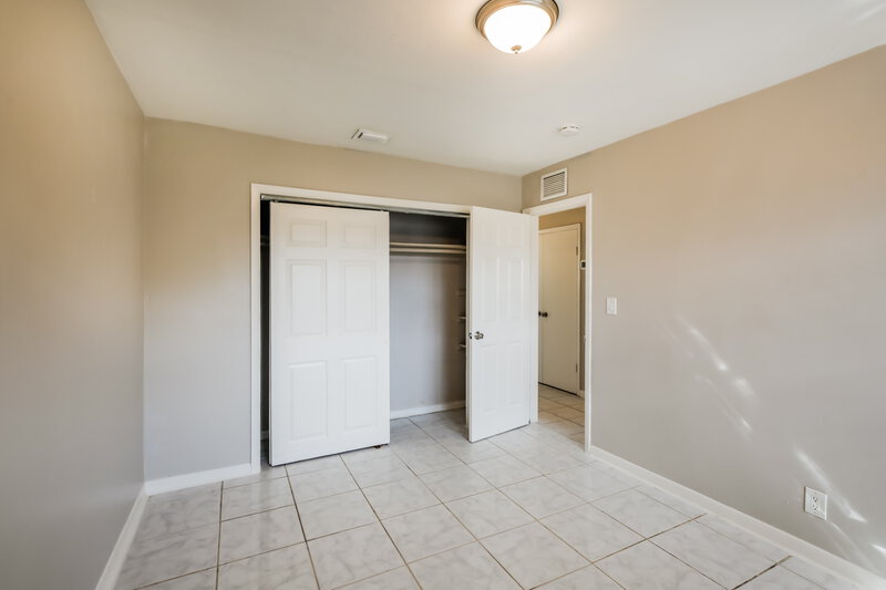 3,040/Mo, 650 W Campus Cir Fort Lauderdale, FL 33312 Bedroom View