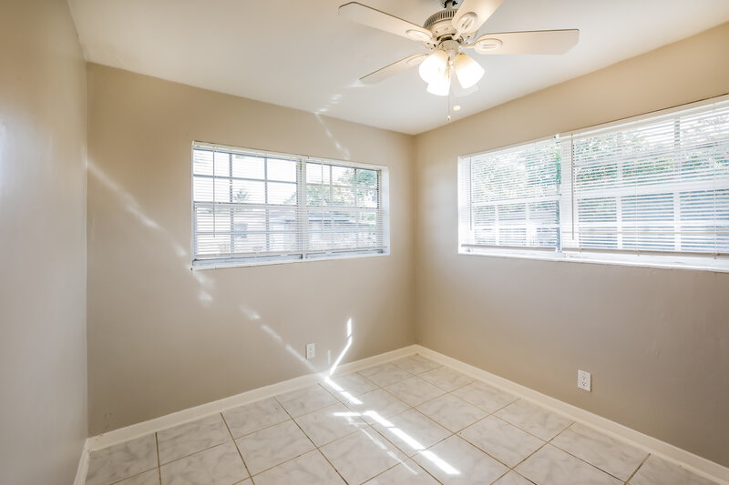 3,040/Mo, 650 W Campus Cir Fort Lauderdale, FL 33312 Bedroom View 2