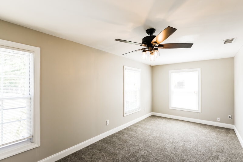 2,020/Mo, 1249 N 16th Avenue Lake Worth Beach, FL 33460 Main Bedroom View 2