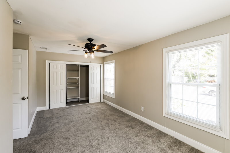 2,020/Mo, 1249 N 16th Avenue Lake Worth Beach, FL 33460 Bedroom View 4