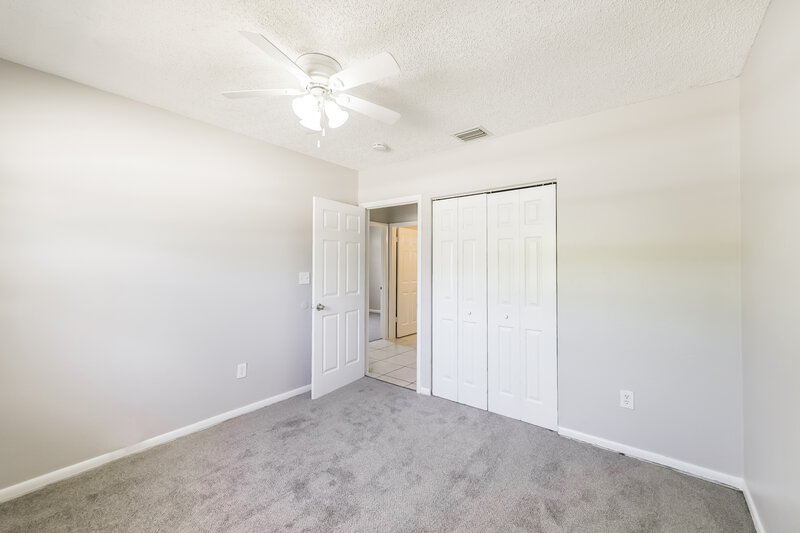 2,295/Mo, 809 NW 2nd Avenue Hallandale Beach, FL 33009 Bedroom View 2