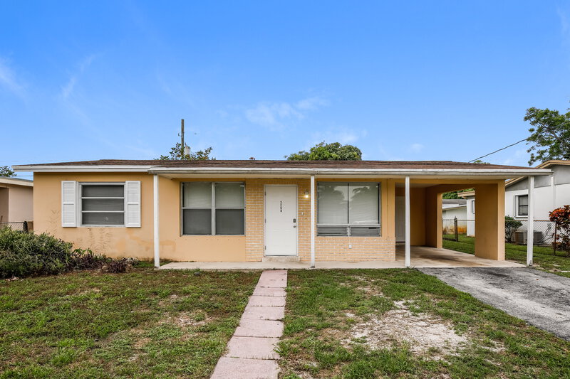 2,040/Mo, 3260 NW 16th Street Lauderhill, FL 33311 External View