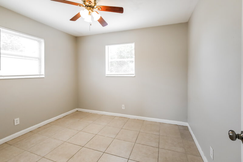 2,040/Mo, 3260 NW 16th Street Lauderhill, FL 33311 Main Bedroom View 2