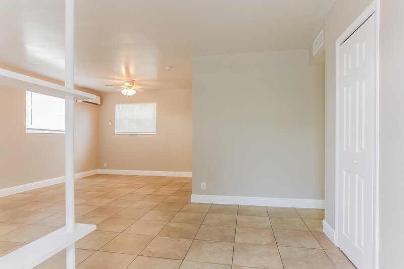 2,575/Mo, 1841 NW 152nd Street Miami Gardens, FL 33054 Living Room View
