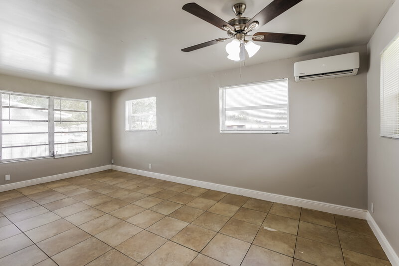 2,390/Mo, 1841 NW 152nd Street Miami Gardens, FL 33054 Main Bedroom View