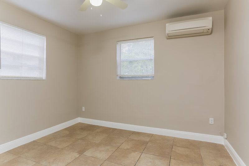 2,575/Mo, 1841 NW 152nd Street Miami Gardens, FL 33054 Bedroom View 5