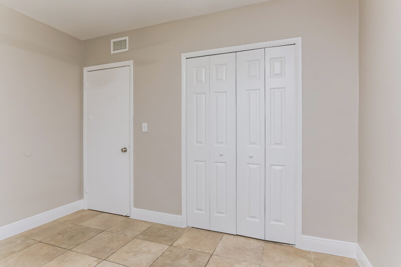 2,575/Mo, 1841 NW 152nd Street Miami Gardens, FL 33054 Bedroom View 6