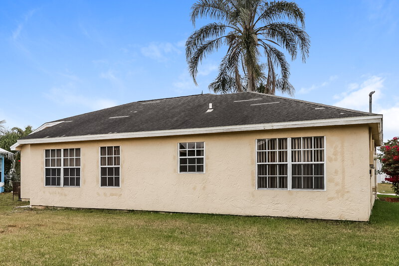 1,960/Mo, 1576 SW Pitts Avenue Port Saint Lucie, FL 34953 Rear View 2