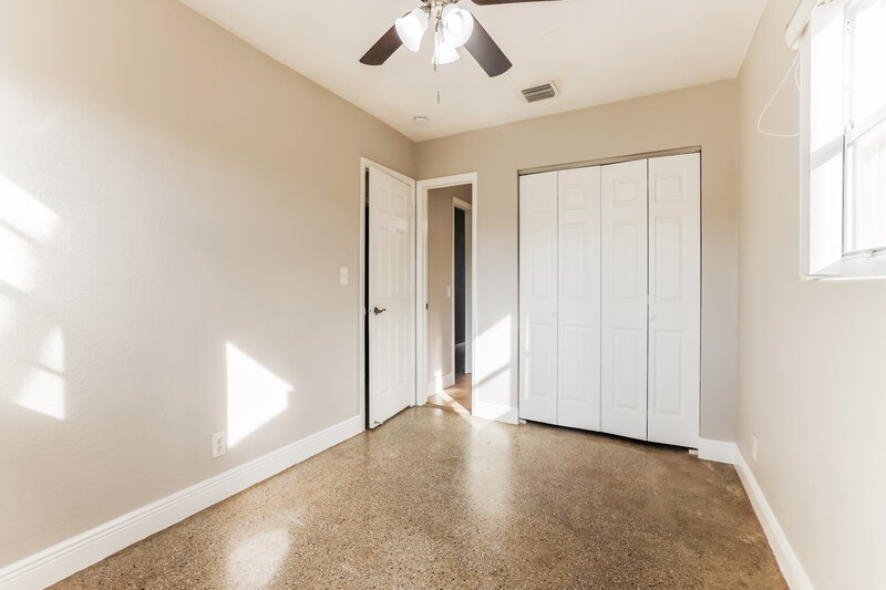 3,190/Mo, 2218 Farragut Street Hollywood, FL 33020 Main Bedroom View