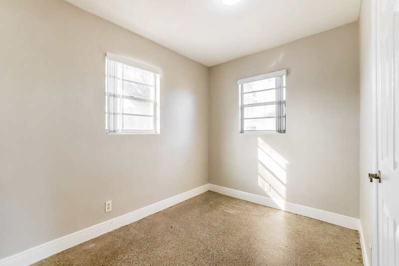 3,190/Mo, 2218 Farragut Street Hollywood, FL 33020 Bedroom View 2