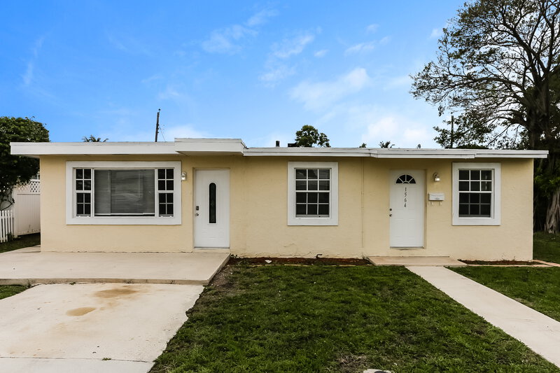 2,435/Mo, 1564 Nw 3 Way Pompano Beach, FL 33060 External View