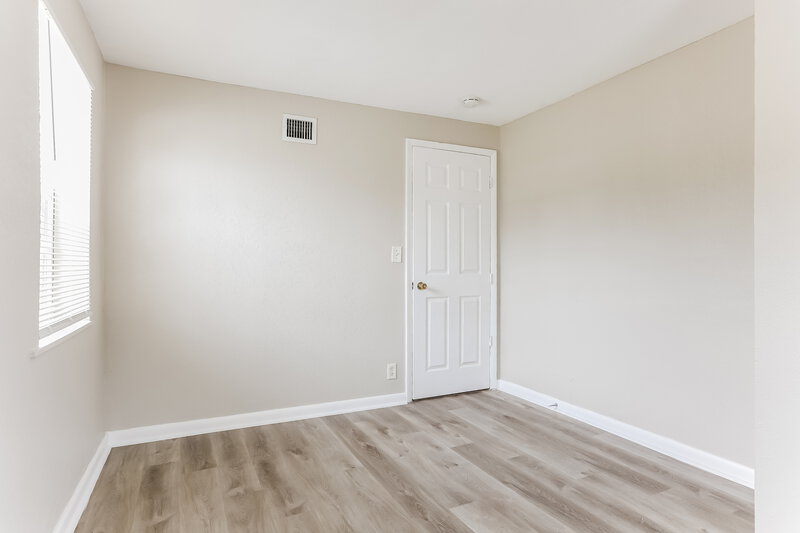 2,435/Mo, 1564 Nw 3 Way Pompano Beach, FL 33060 Bedroom View 2