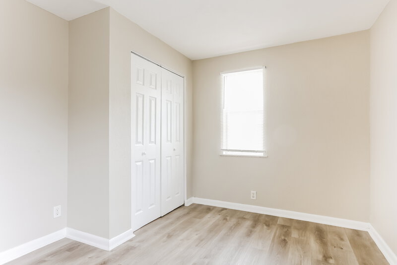 2,435/Mo, 1564 Nw 3 Way Pompano Beach, FL 33060 Bedroom View 3