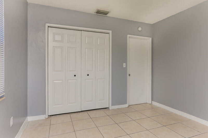 2,165/Mo, 1505 N Andrews Ave Fort Lauderdale, FL 33311 Bedroom View