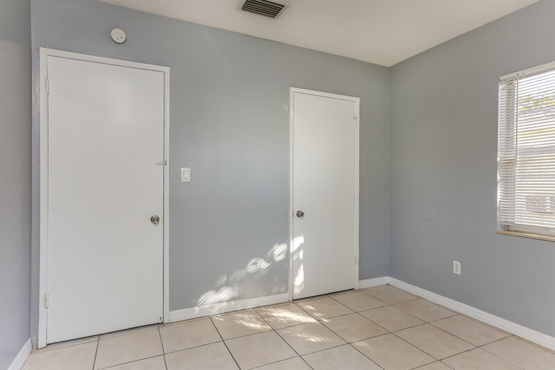 2,165/Mo, 1505 N Andrews Ave Fort Lauderdale, FL 33311 Bedroom View 2