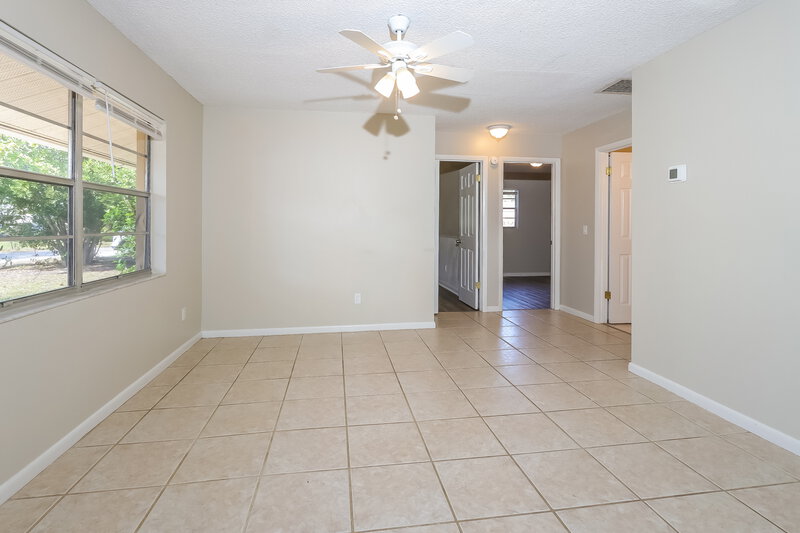 2,185/Mo, 1211 SE Sea Oat Lane Stuart, FL 34996 Living Room View 2