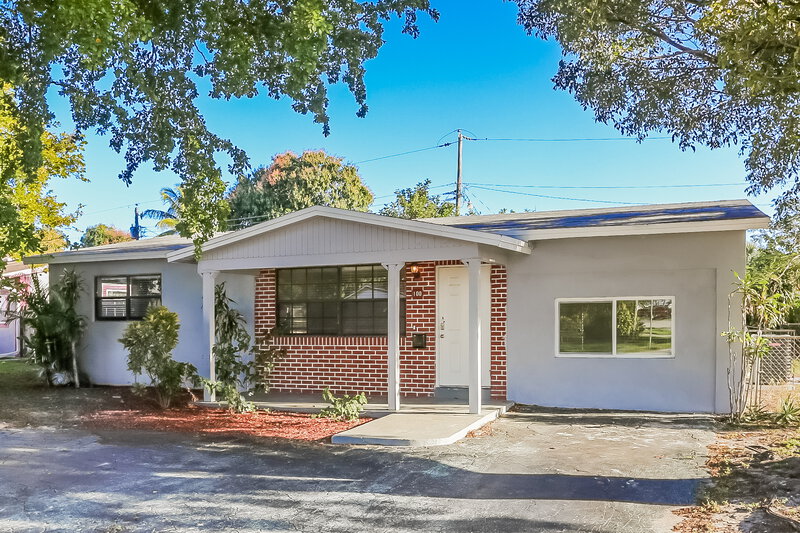 2,685/Mo, 100 NE 27TH ST Pompano Beach, FL 33064 Front View