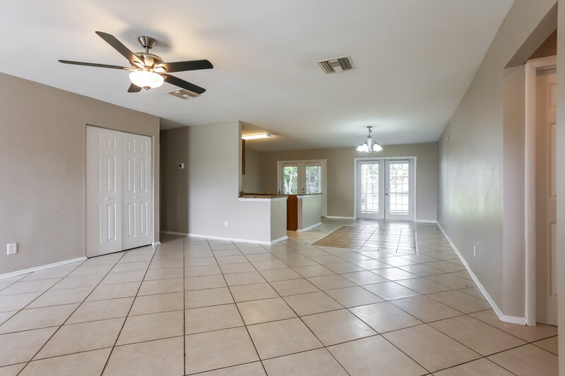2,240/Mo, 1473 SE Vesthaven Circle Port Saint Lucie, FL 34952 Living Room View