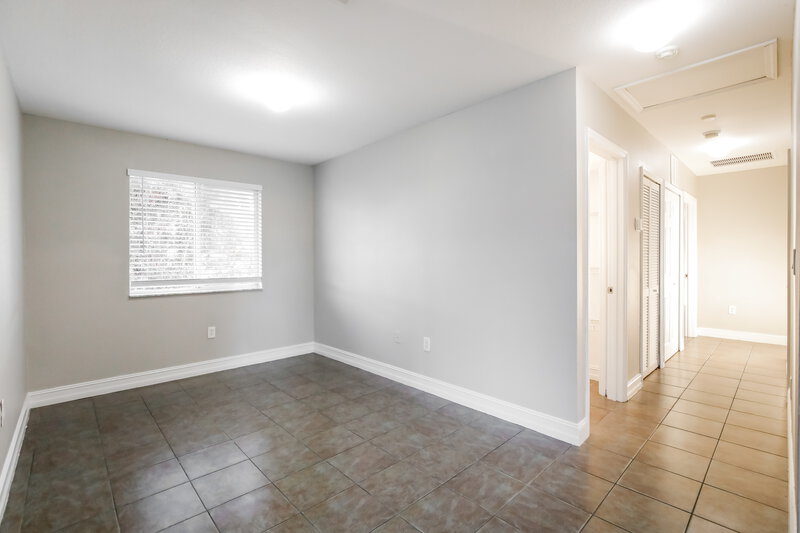 2,816/Mo, 2111 Nw 151 St Miami Gardens, FL 33054 Dining Room View