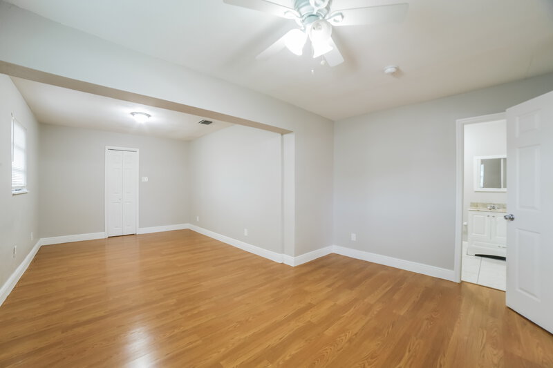 3,570/Mo, 13620 Monroe Street Miami, FL 33176 Main Bedroom View
