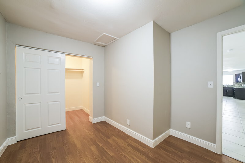 3,570/Mo, 13620 Monroe Street Miami, FL 33176 Bedroom View
