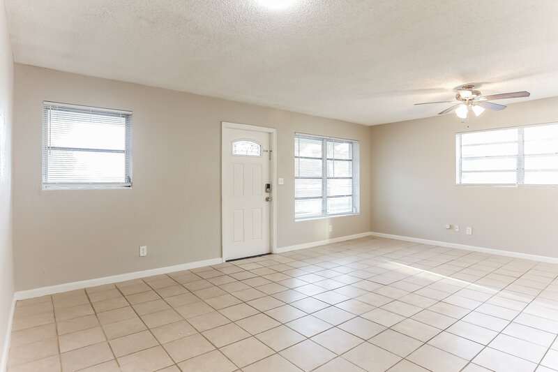 3,870/Mo, 610 NW 2 Avenue Deerfield Beach, FL 33441 Living Room View