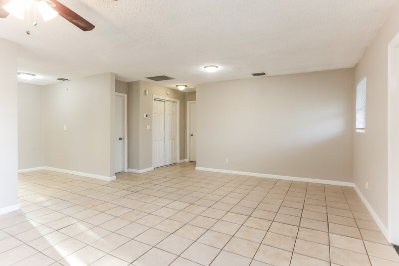3,870/Mo, 610 NW 2 Avenue Deerfield Beach, FL 33441 Dining Room View