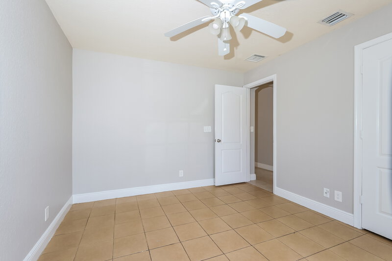 2,450/Mo, 2623 Alexander Avenue West Palm Beach, FL 33417 Bedroom View