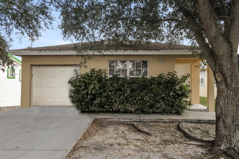 2,860/Mo, 2320 Douglas Street Hollywood, FL 33020 External View