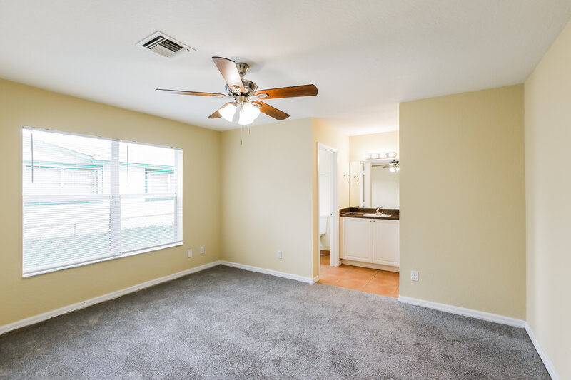 2,805/Mo, 2320 Douglas Street Hollywood, FL 33020 Main Bedroom View 2