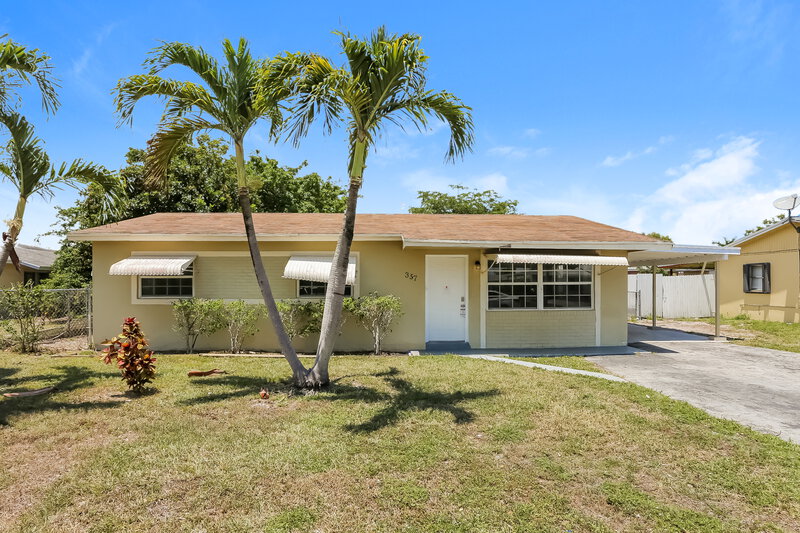 2,565/Mo, 357 Nw 6 Ct Deerfield Beach, FL 33441 External View