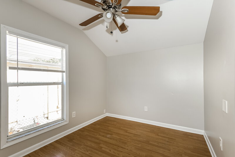 3,030/Mo, 926 S B Street Lake Worth Beach, FL 33460 Main Bedroom View 2