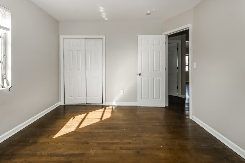 3,030/Mo, 926 S B Street Lake Worth Beach, FL 33460 Bedroom View 4