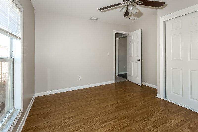 3,030/Mo, 926 S B Street Lake Worth Beach, FL 33460 Bedroom View 5